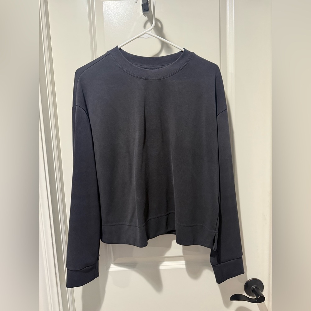 Athleta Seasoft Black Crewneck Sweatshirt